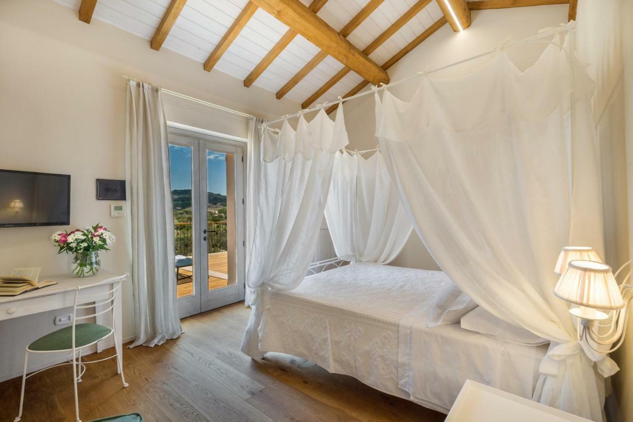Tenuta Petra Bianca パラーウ エクステリア 写真